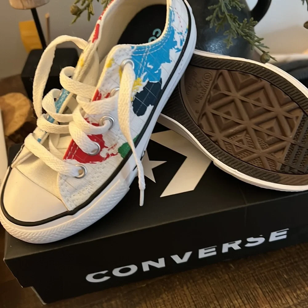 Converse Unisex Multicolor Sneaker